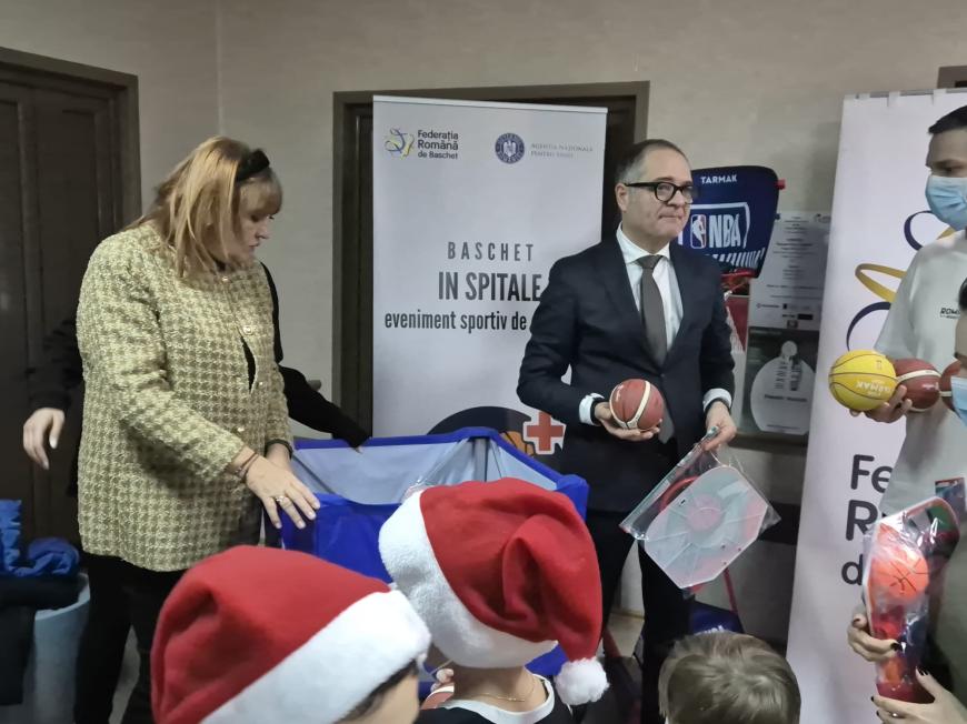 Baschetul, loc de alinare pentru copiii internați la Spitalul 
