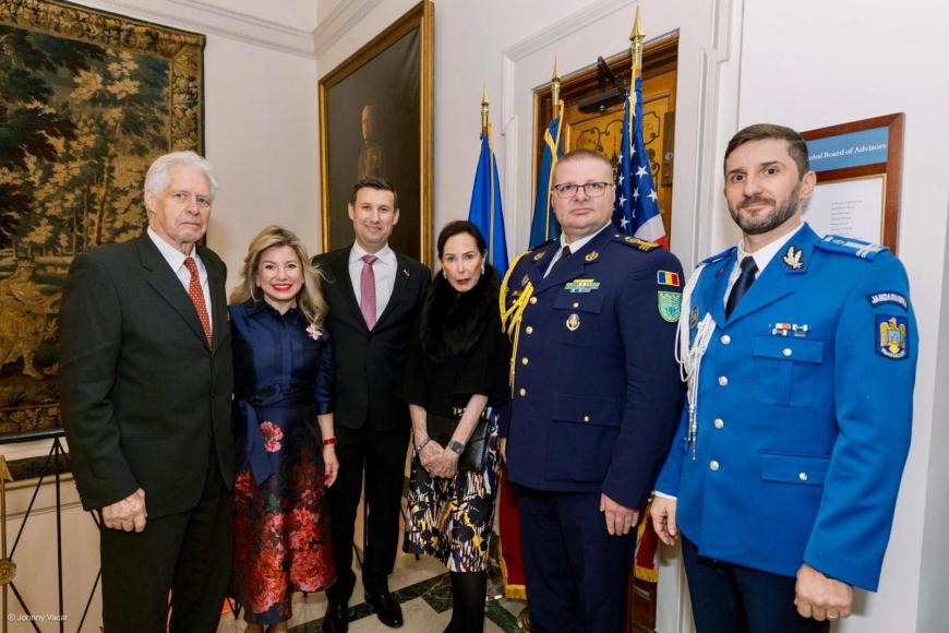 Primarul din New York a participat la recepția organizată de Consulatul General al României cu ocazia Zilei Naționale