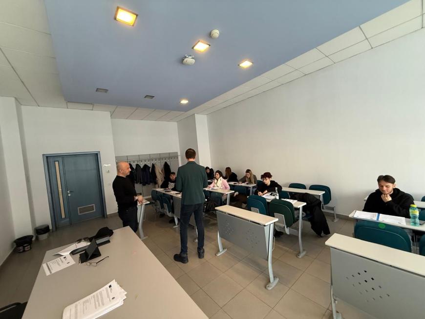 Compas - Comunicarea, primul pas spre succes