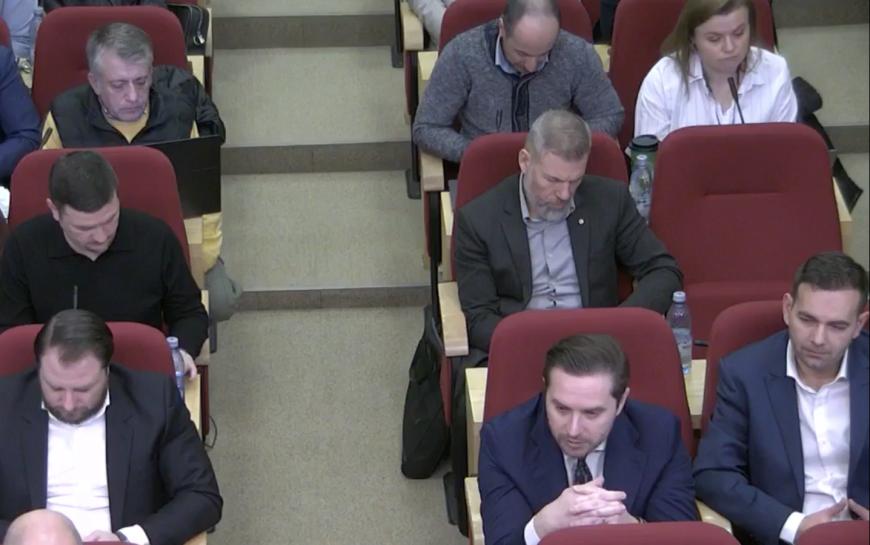 Acuzații de sabotaj în ședința CGMB, pe desființarea Centrului Lumina. Ciprian Ciucu spune că e o instituție cu dedicație. ”Precedent periculos”