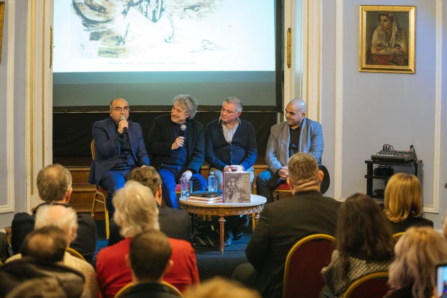 Bill Gates și Jeffrey Epstein discutau în 2017 despre o „simulare pandemică”. Foto: ICR Londra