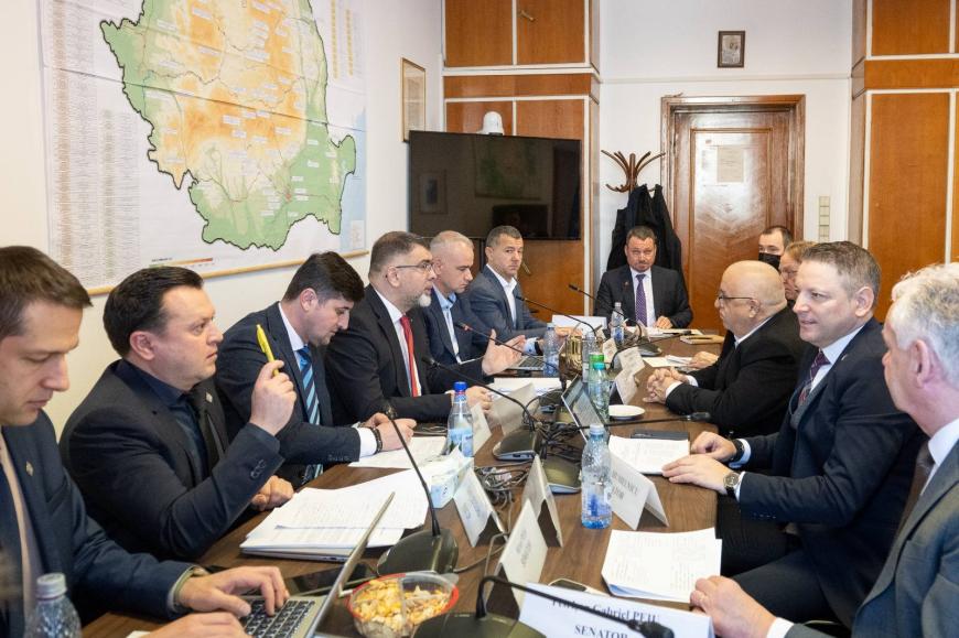 Robert Cazanciuc preia conducerea Comisiei pentru transporturi și infrastructură din Senat: Concluziile primei ședințe