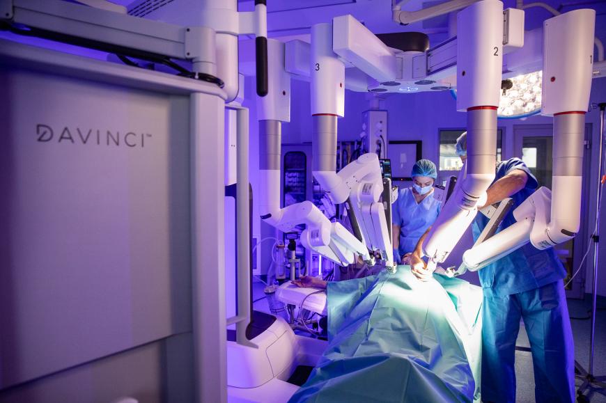 Abordarea multidisciplinară modernă, esențială pentru pacienții oncologici 