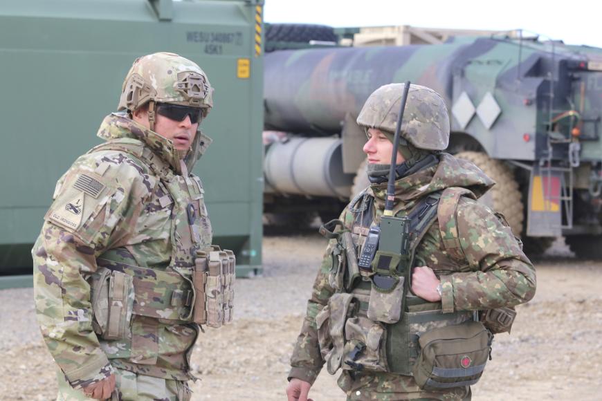 Instruire în comun româno-americană în poligonul Smârdan