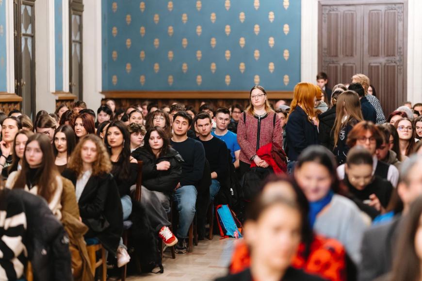 Fundația Tinmar – „Educație pentru Viitor”