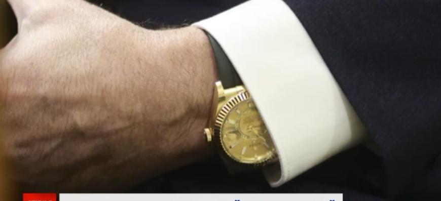 Ceasul ar valora aproximativ 30 de mii de euro.