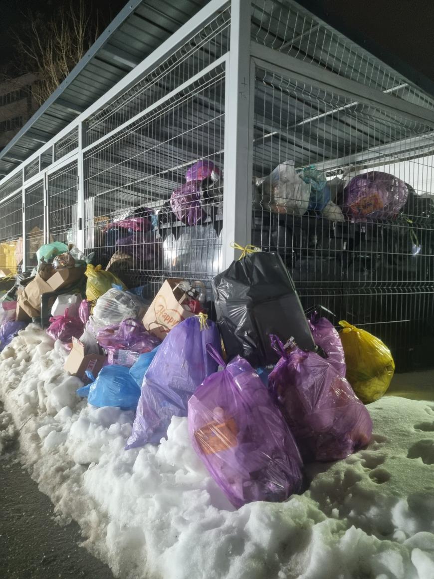 Urban nu mai ridică gunoiul 