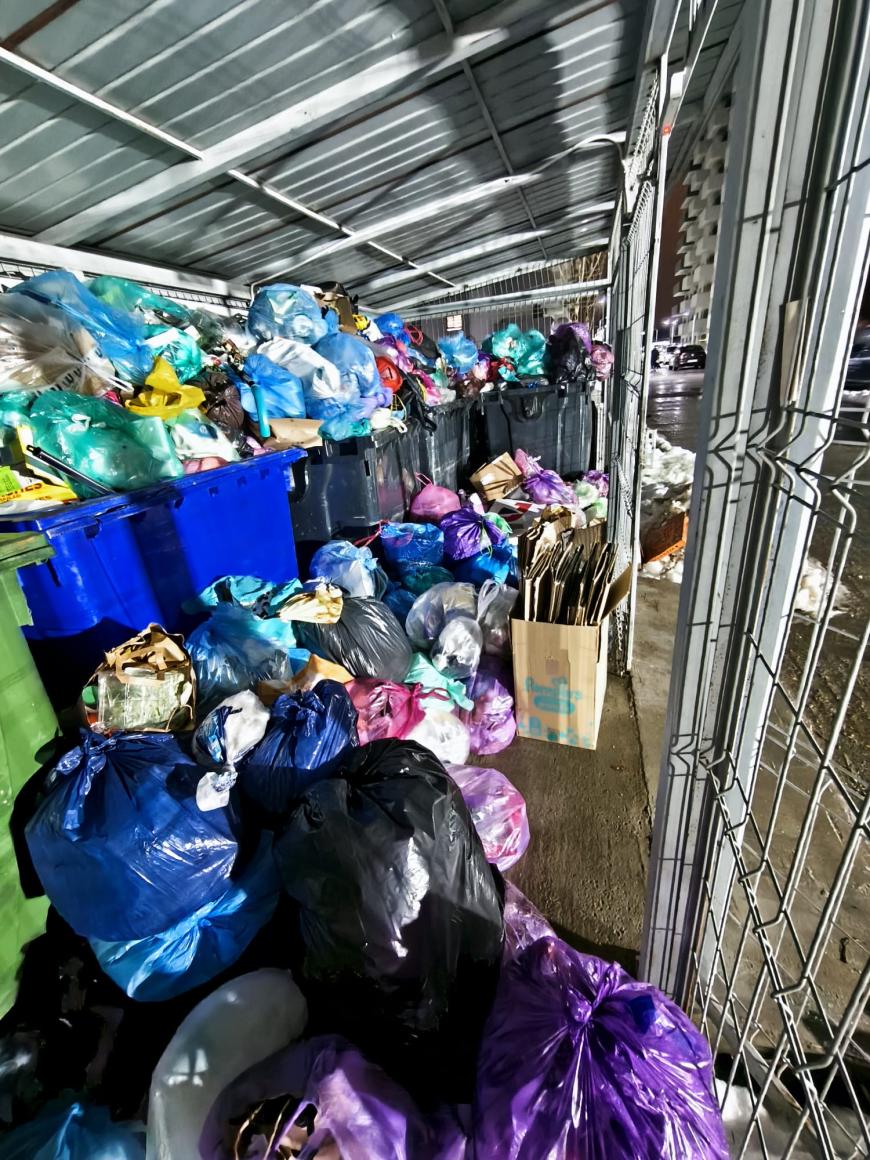 Urban nu mai ridică gunoiul 