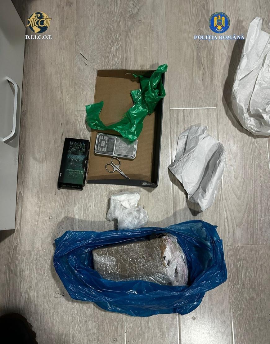 Club de noapte celebru din București, călcat de mascați: Acuzații de prostituţie, droguri, spălare de bani