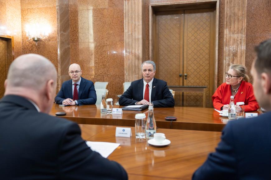 Întrevederea premierului Ilie Bolojan cu noul ambasador al Statelor Unite ale Americii, Darryl Nirenberg Foto: Guvernul României