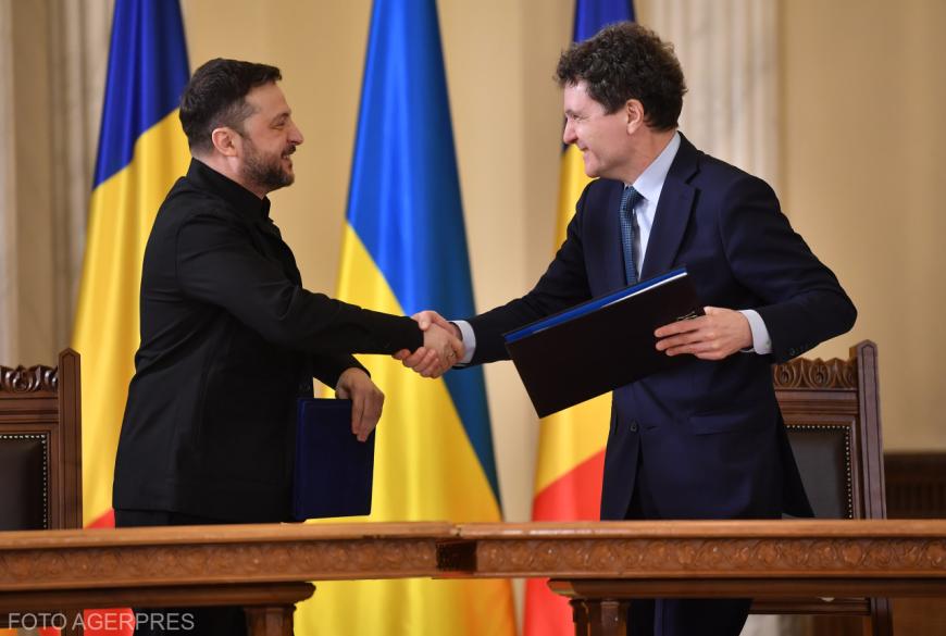 De la stânga la dreapta: Președintele ucrainean Volodimir Zelenski și președintele român Nicușor Dan. Sursa foto: Agerpres