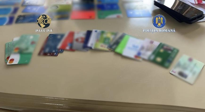 Adolescente din Cluj, traficate în Germania, după ce au fost ademenite prin metoda loverboy