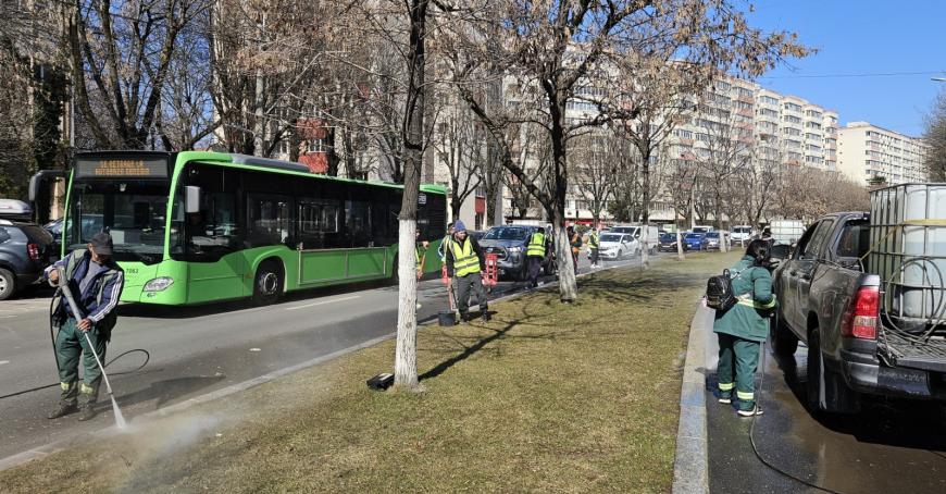 Sectorul 4 introduce un program permanent de curățenie stradală