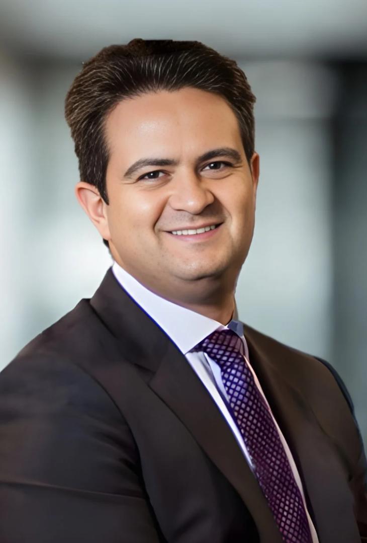 Rocadă la vârful BAT: Jorge Araya avansează în Europa Centrală, André Basile îi ia locul în România