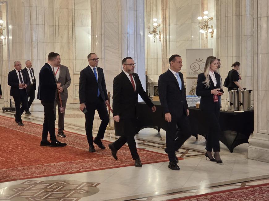 Zi decisivă pentru viitorul coaliției: PSD decide dacă îi retrage sprijinul politic lui Ilie Bolojan / LIVE TEXT