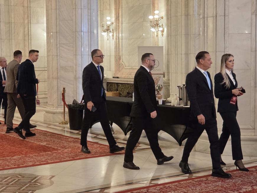 Zi decisivă pentru viitorul coaliției: PSD decide dacă îi retrage sprijinul politic lui Ilie Bolojan / LIVE TEXT