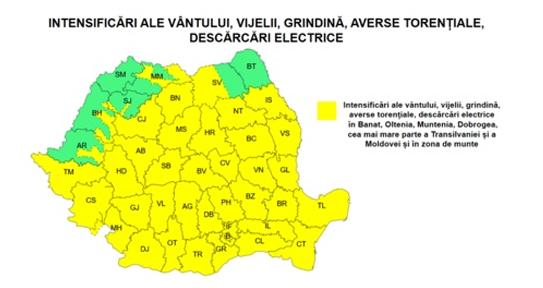 Vijelii, grindină şi ploi cu tunete şi fulgere. Aproape toate judeţele, sub avertizare meteo