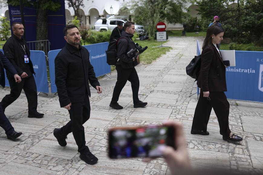 Bilaterală România–Ucraina la București: Nicușor Dan s-a întâlnit cu Zelenski în marja summitului B9
