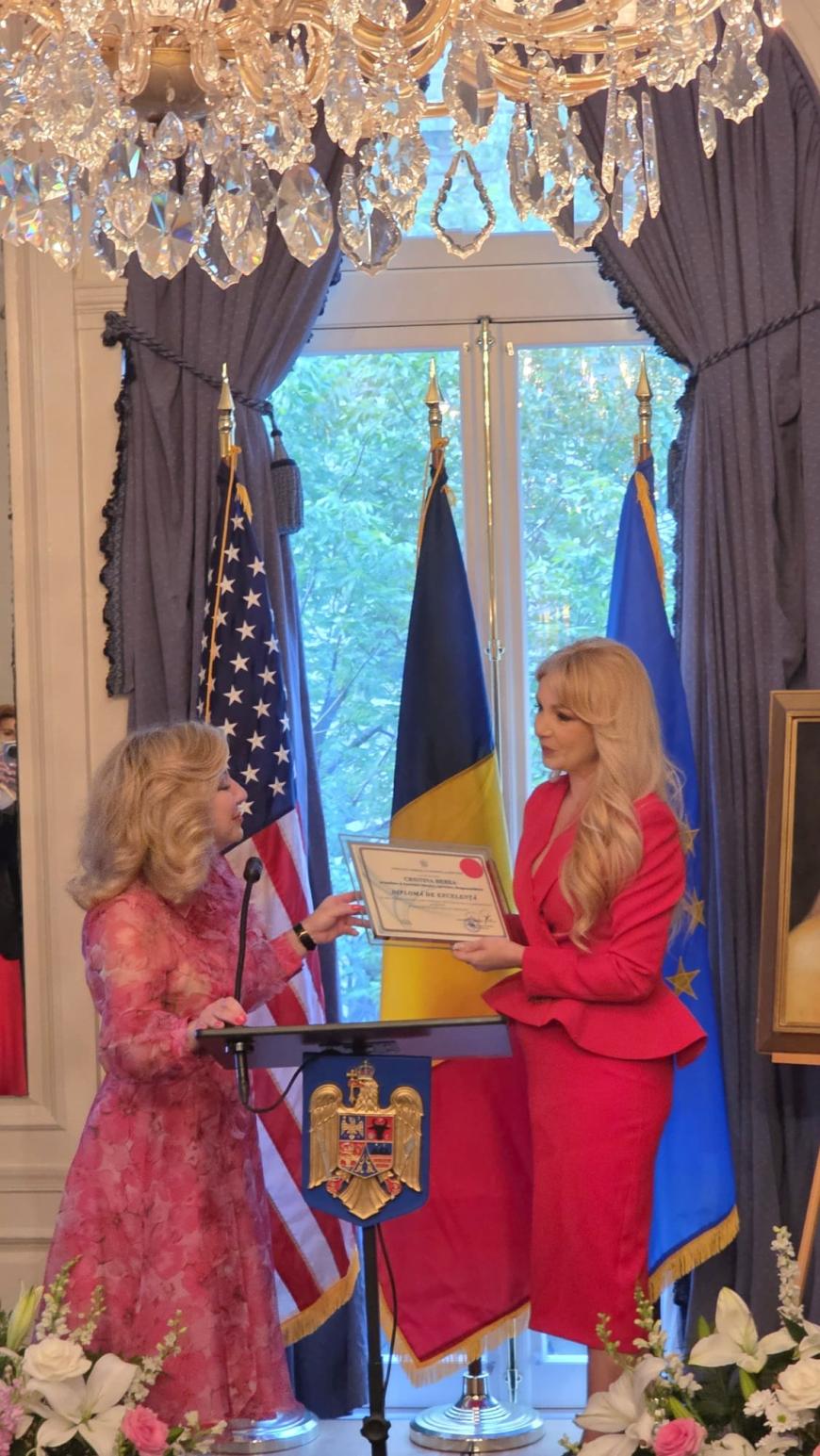 Asociația cultural umanitare D.A.R., condusă de jurnalista Cristina Herea, in parteneriat cu Consulatul General al României la New York au organizat, la The Liderkrantz of New York - Manhattan 
