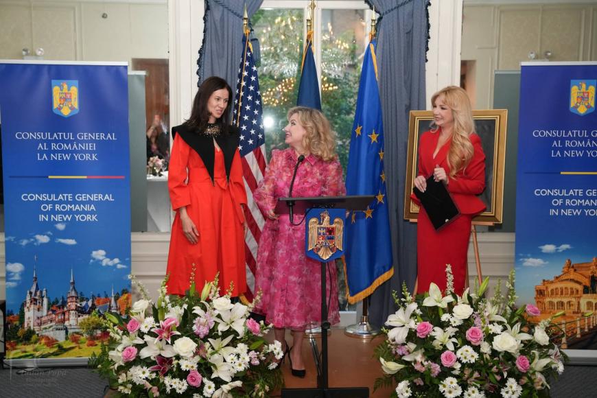 Asociația cultural umanitare D.A.R., condusă de jurnalista Cristina Herea, in parteneriat cu Consulatul General al României la New York au organizat, la The Liderkrantz of New York - Manhattan 