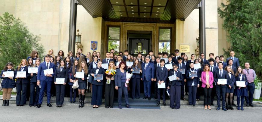 Complexul Educațional Laude-Reut, Ceremonia de absolvire a celei de-a XVII-a generații a cursului de Diplomație și Relații Internaționale
