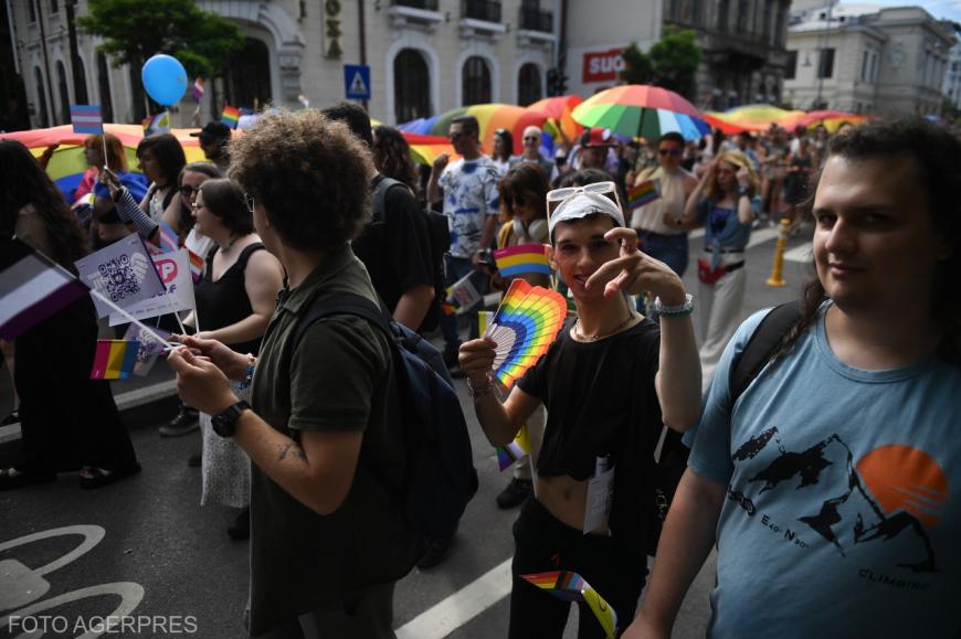 VIDEO Bucharest PRIDE și Marșul pentru Normalitate ies în stradă în aceeași zi / update