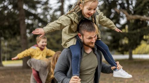 „Când facem ceea ce ar trebui să facă un copil, evităm propria suferință și o sporim pe a lui în viitor”, avertizează un profesor 