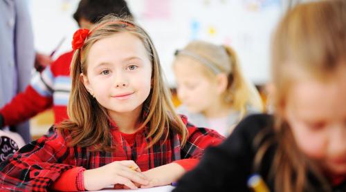 Cele două condiții pentru succesul școlar al copilului. Psihologi: „Chiar și cel mai dedicat elev va eșua dacă nu le îndeplinește!”