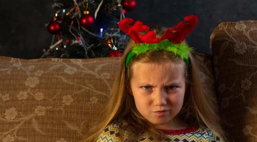 Copilului tău nu i place cadoul de Crăciun? Un psiholog spune cum să reacționezi