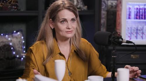 Elvira Deatcu a aruncat la gunoi cadourile copiilor de Crăciun pentru că au fost nerecunoscători: „Li se părea că nu e suficient. M a durut sufletul, dar am făcut o”