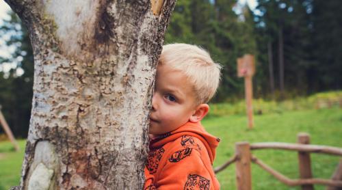 „Învățați vă copilul să mintă în aceste patru situații”, avertizează un psiholog