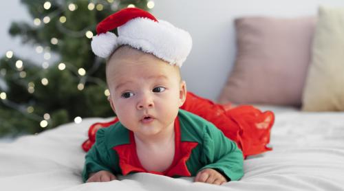 Naști în decembrie? Alege un nume deosebit pentru bebeluș