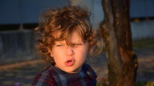 Neascultarea în copilărie poate fi un lucru bun, spune un expert în parenting 