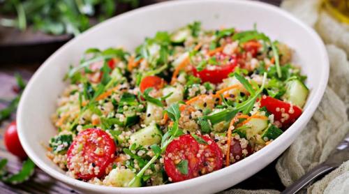 Salata plină de vitamina C, fier și acid folic. Bilic: Ajută la slăbit! Efect pentru anemie