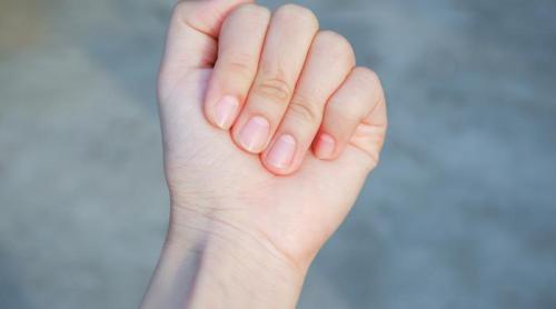 Semiluna de pe unghii, diagnostic pentru anumite boli. Ce înseamnă când lipsește