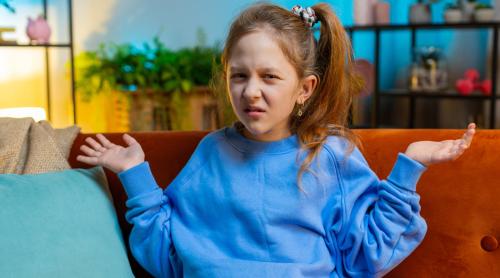 Sindromul „cuptorului cu microunde”. Răbdarea, acel mușchi invizibil de care avem atâta nevoie, pare a fi în pericol de dispariție la copiii noștri