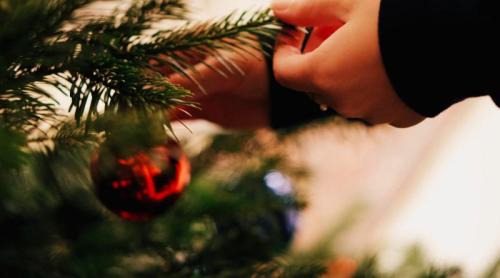 Când se despodobește bradul de Crăciun. Tradiții, superstiții și explicații