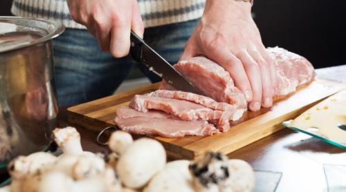 Ce se întâmplă în corp când mănânci carne de porc