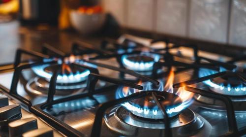 De ce nu trebuie să acoperi aragazul cu folie de aluminiu