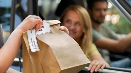 De ce să nu mai mănânci niciodată direct din pungă sau ambalaj