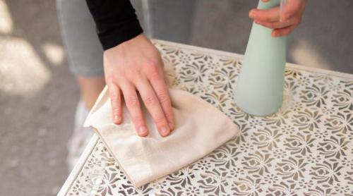 De ce să pui sare pe covor