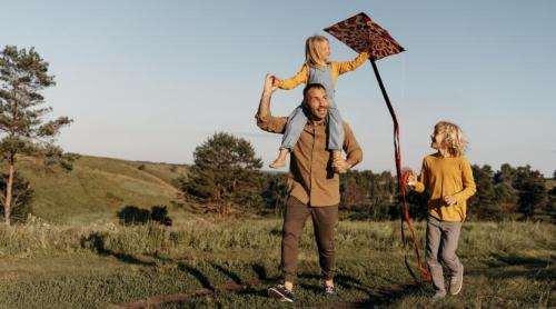 7 moduri în care părinții din anii `80 aveau viața mai ușoară decât părinții de astăzi