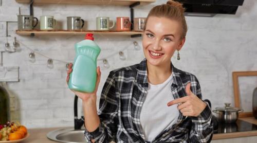 De ce este important să speli sticla de detergent de vase