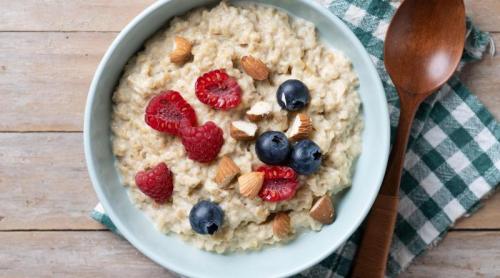 De ce trebuie să fierbi ovăzul înainte să l mai mănânci dimineața