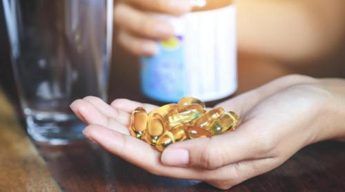 NHS, avertisment despre vitamina D: Poate provoca hipercalcemie, slăbește rinichii și inima