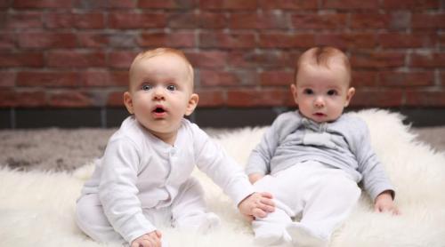 Nume atemporale pentru copii care nu se demodează niciodată 