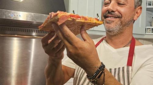 Rețetă de pizza cu blat pufos. Chef Sorin Bontea dezvăluie trucul: Iese ceva bun de tot!