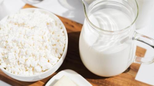 10 alimente care au mai mult calciu decât un pahar cu lapte