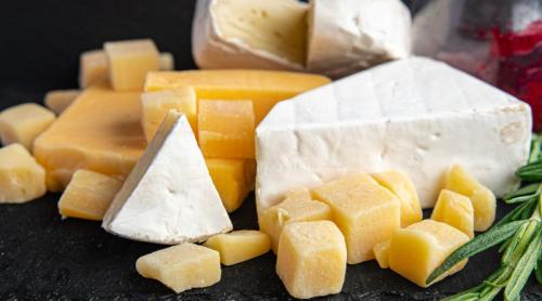 Adevărul despre brânză. Ce se întâmplă când o scoți din frigider