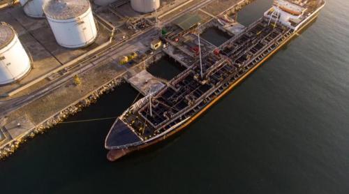 FT: Prețul barilului de petrol scade din nou sub 100$